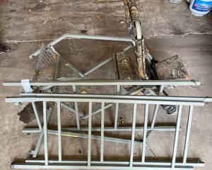 lot 44 image: Deer Hunting Tree Stand