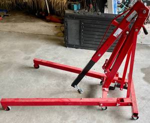 lot 51 image: Strongway 2-Ton Hydraulic Engine Hoist with Load Leveler