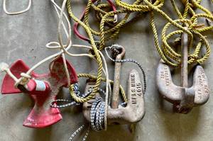 lot 26 image: Lot of 3 Boat Anchors and Rope