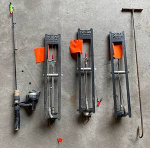 lot 57 image: Lot Polar Tip Up Hooks and Ice Fishing Rod 