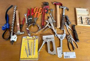lot 153 image: Large Lot of Various Hand Tools, Hammers, Staple Gun and More