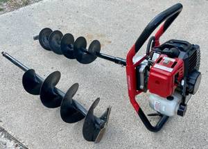 lot 181 image: Harbor Freight Predator Gas Powered Earth Auger
