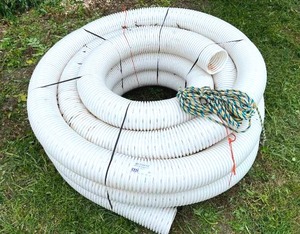 lot 77 image: 7 White Corrugated&nbspDrain Pipe