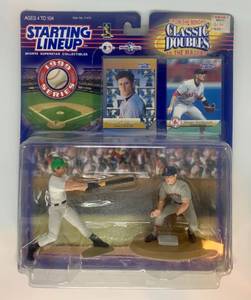 lot 14 image: Starting LineUp 2 1999 MLB Baseball Figure Set- Nomar Garciaparra