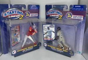 lot 10 image: Starting LineUp Extended Series 2001 Baseball Figure Lot-Jim Edmonds &amp Frank Thomas