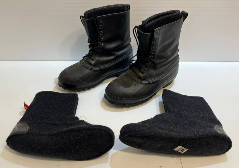 Pair Of Pre Loved LaCrosse Iceman Winter Boots Wiyh Extra Liners Size 13 North St. Paul Estate Auction Filled With Antiques Collectibles Including Ammo Cameras Hunting Gear Household Knives And More A...