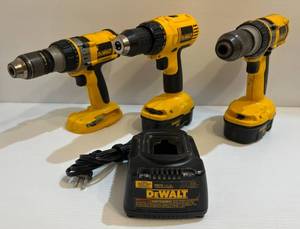lot 95 image: Three DeWalt 18 Volt Cordless Drills With Two Batteries And Charger (Work)