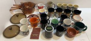 lot 135 image: Box Of Misc. Coffee Mugs And Glass Cookware