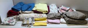 lot 220 image: Large Group Of Misc. Blankets, Bed Sheets And More Some King Size