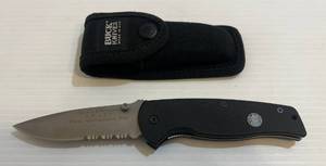 lot 302 image: Smith & Wesson S.W.A.T. First Millennium Run Folding Knife R.O.C. 440 (With Buck Sheath)