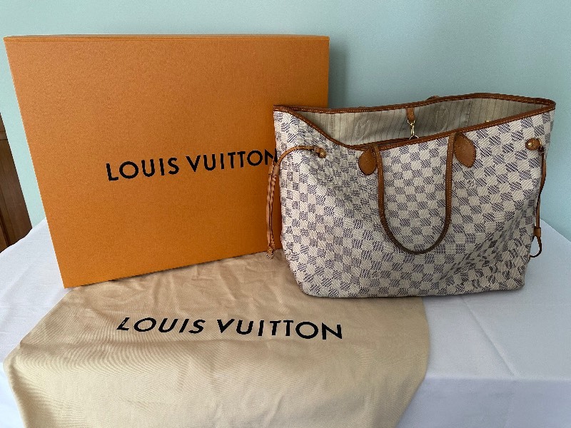 Sold at Auction: Louis Vuitton, Louis Vuitton - Damier Azur
