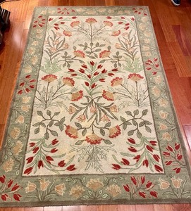 lot 57 image: Pottery Barn Adeline Sage Area Rug