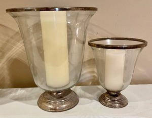 lot 61 image: Set of 4 Williams Sonoma Glass Candle Holders