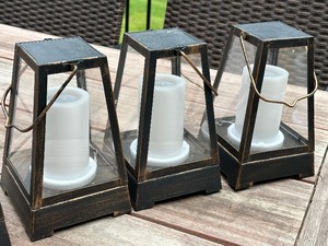 lot 20A image: Set of Four Decorative Battery Operated Lanterns
