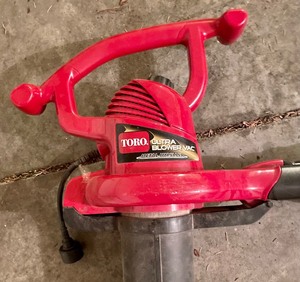 lot 77 image: Toro Ultra Blower Vac with Metal Impeller