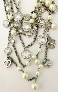 lot 316 image: Fine Necklace by Henri Bendel