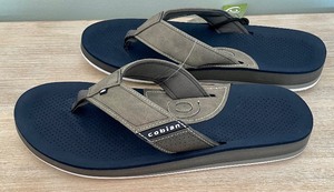 lot 363 image: New Cobain Floater Sandals