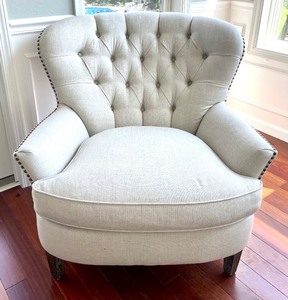 lot 33B image: Beautiful Pottery Barn Upholstered Chair