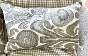 lot 417 image: Three Pottery Barn Accent Pillows