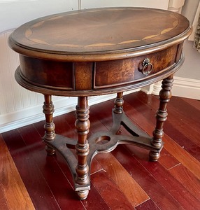 lot 421 image: Vintage Accent Table with Drawer