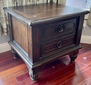 lot 423 image: Two Drawer Accent Table