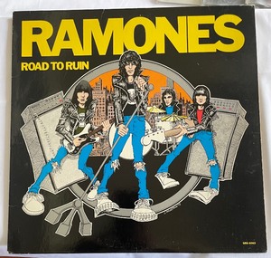 lot 462 image: Ramones Road To Run Record Album