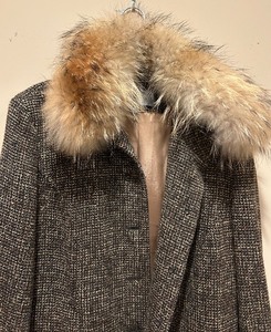 lot 177 image: Brown Tweed Coat by Ann Taylor