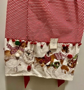 lot 123 image: Winter Holiday Themed Apron
