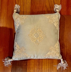 lot 223 image: West Elm Throw Blanket and Throw Pillow