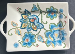 lot 93 image: Pair of Maxcera Blue Jacquard Rouge Floral Platters