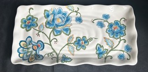 lot 91 image: Set of 2 Maxcera Blue Jacquard Rouge Floral Platters