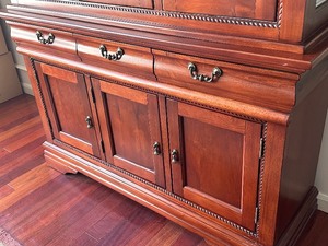 lot 36A image: Lovely Holland House Display Cabinet