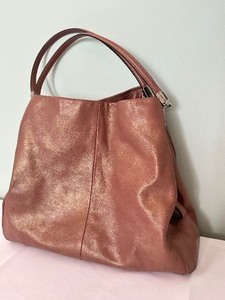 lot 395 image: Leather Coach Handbag