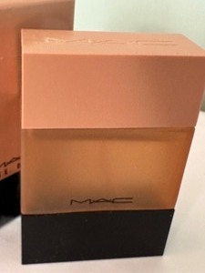 lot 399 image: MAC Creme DNude Parfum Sprays