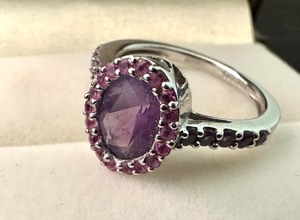 lot 11B image: Beautiful Amethyst and 14k Ring