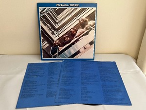 lot 71C image: The Beatles 1967-1972 Record Album - Apple Records