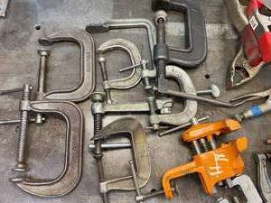 lot 49 image: Vise and Clamps