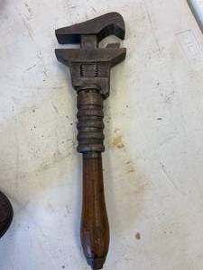 lot 38 image: Vintage Buggy Steps and other vintage items