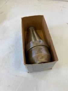 lot 112 image: Weldon Machine Milling Adapter