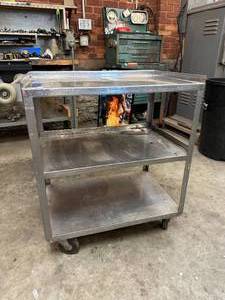 lot 88 image: Heavy Duty Cart