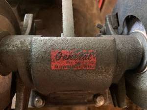 lot 2 image: General Manufacturing Belt Powered Bench Grinder with Blower