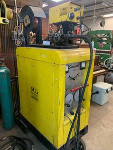 lot 8 image: SureWeld Constant Potential D.C. Welder with Tank