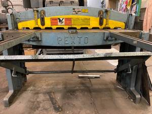 lot 62 image: Pexto Sheet Metal Stomp Shearer