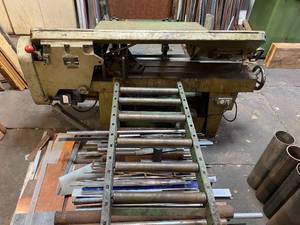 lot 63 image: Clausing Kalamazoo Saw