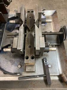 lot 83 image: Chop Saw