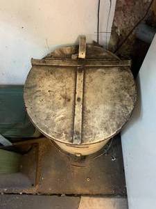 lot 108 image: Vintage Step Trash Can