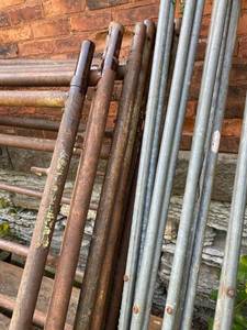 lot 156 image: More Scaffolding