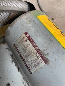 lot 94 image: Rotary Vacuum Pump from Tokyo Vacuum Machinery