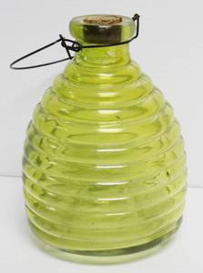 lot 58 image: Vintage Yellow Glass Wasp  Fly Trap