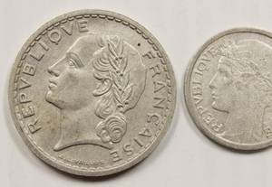 lot 71 image: 1940 Republic Of France 2 Coins Lot, 5 Francs & One Franc Vintage Coins